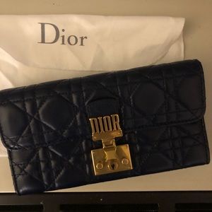 AUTHENTIC Wallet DIOR and New